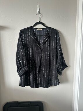 Vince Camuto Black Vertical-Stripe Notch Collar Blouse